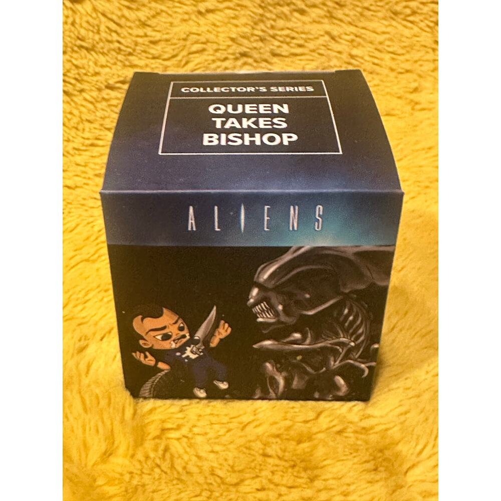 Aliens Queen Takes Bishop Vinyl Mini Figure Loot Crate Exclusive Adult Toys NIB